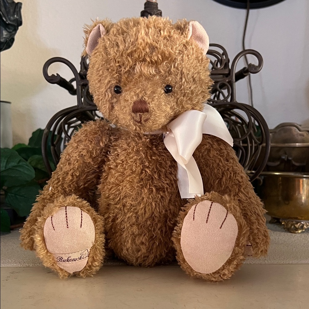 Bukowski Frankie Handsewn Jointed Brown 13” Teddy Bear with Ivory Ribbon